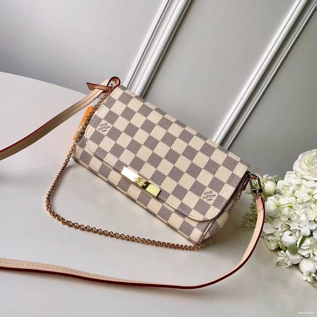 Louis Favorite Vuitton PM 0614